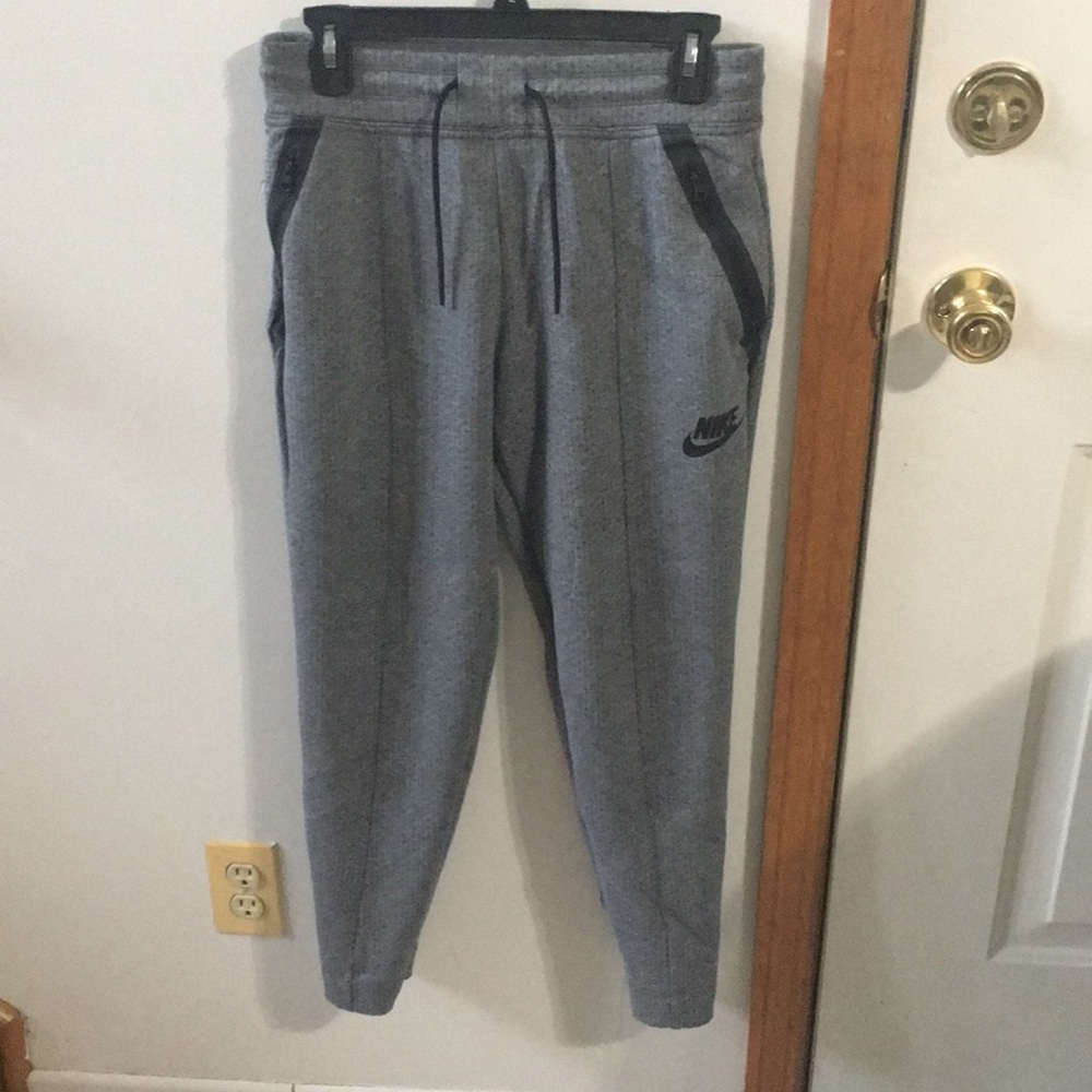 Girls Nike joggers